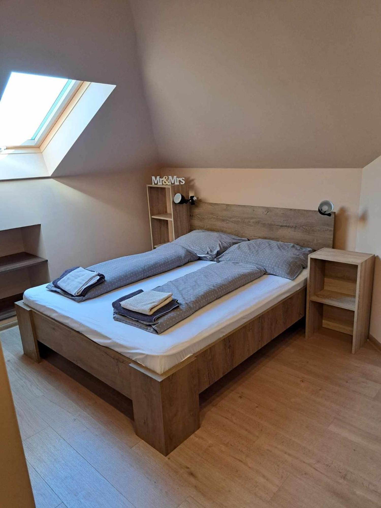 Happy Sun Medences Apartman Сиофок Екстериор снимка