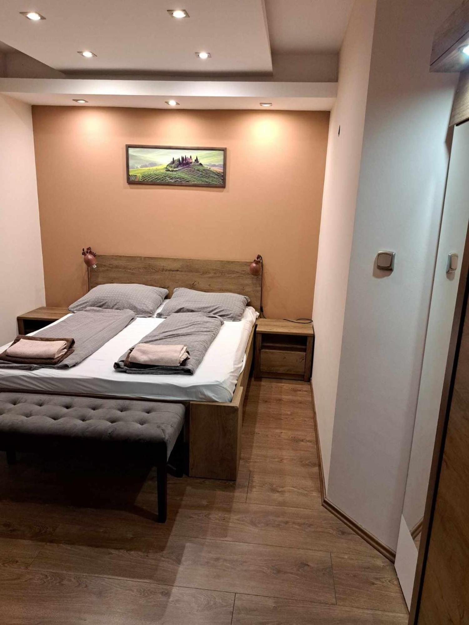 Happy Sun Medences Apartman Сиофок Екстериор снимка