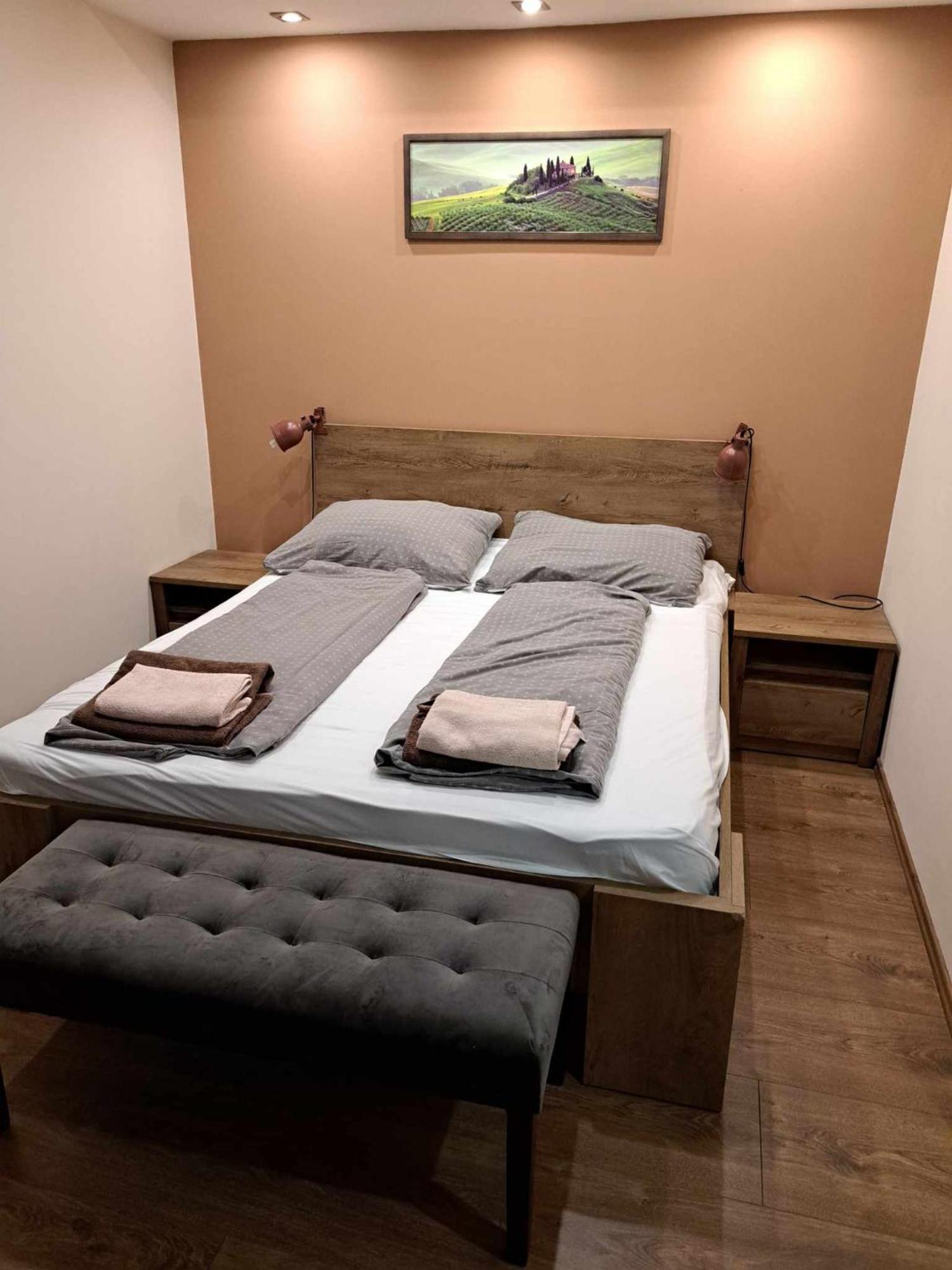 Happy Sun Medences Apartman Сиофок Екстериор снимка
