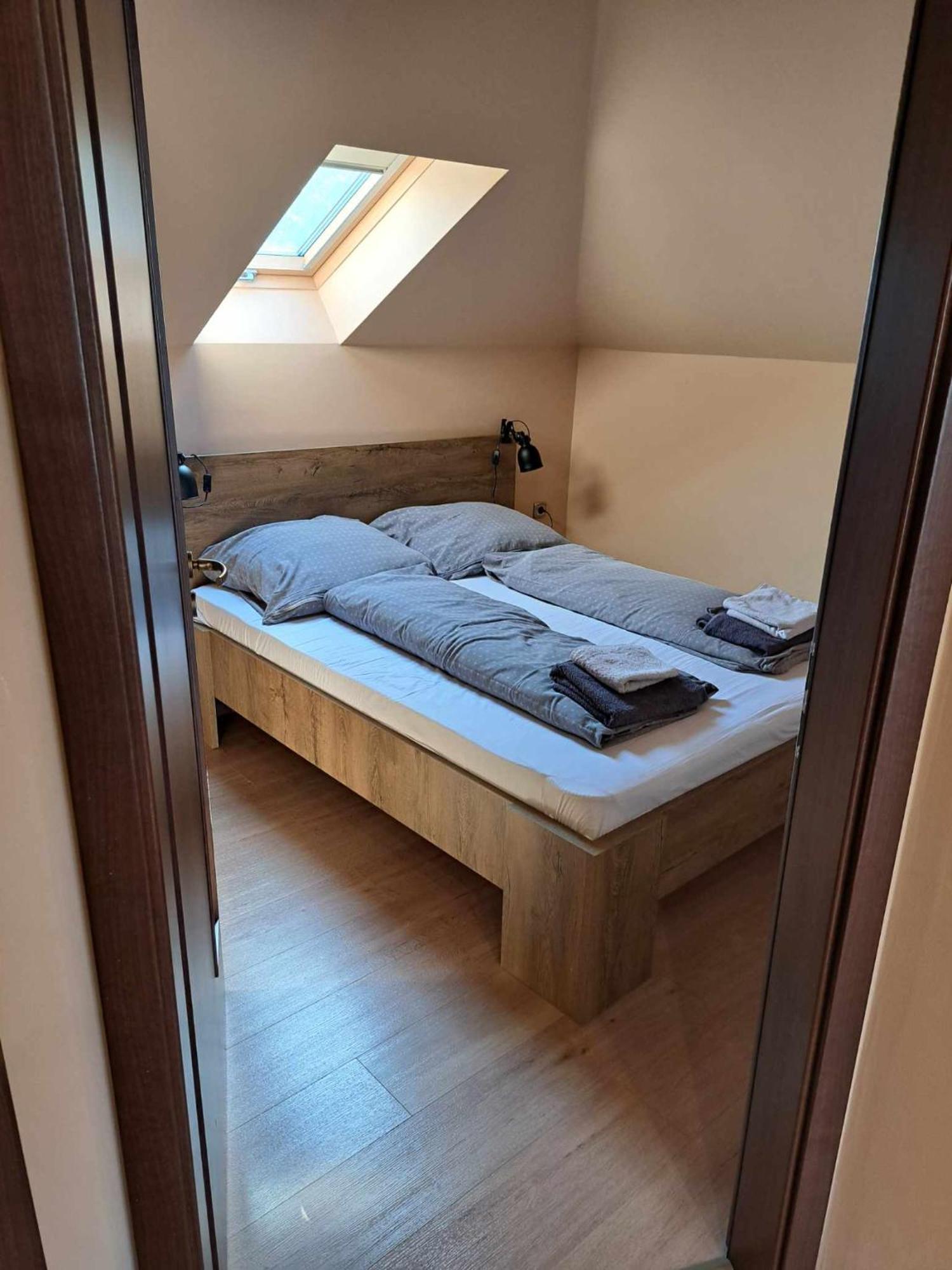 Happy Sun Medences Apartman Сиофок Екстериор снимка