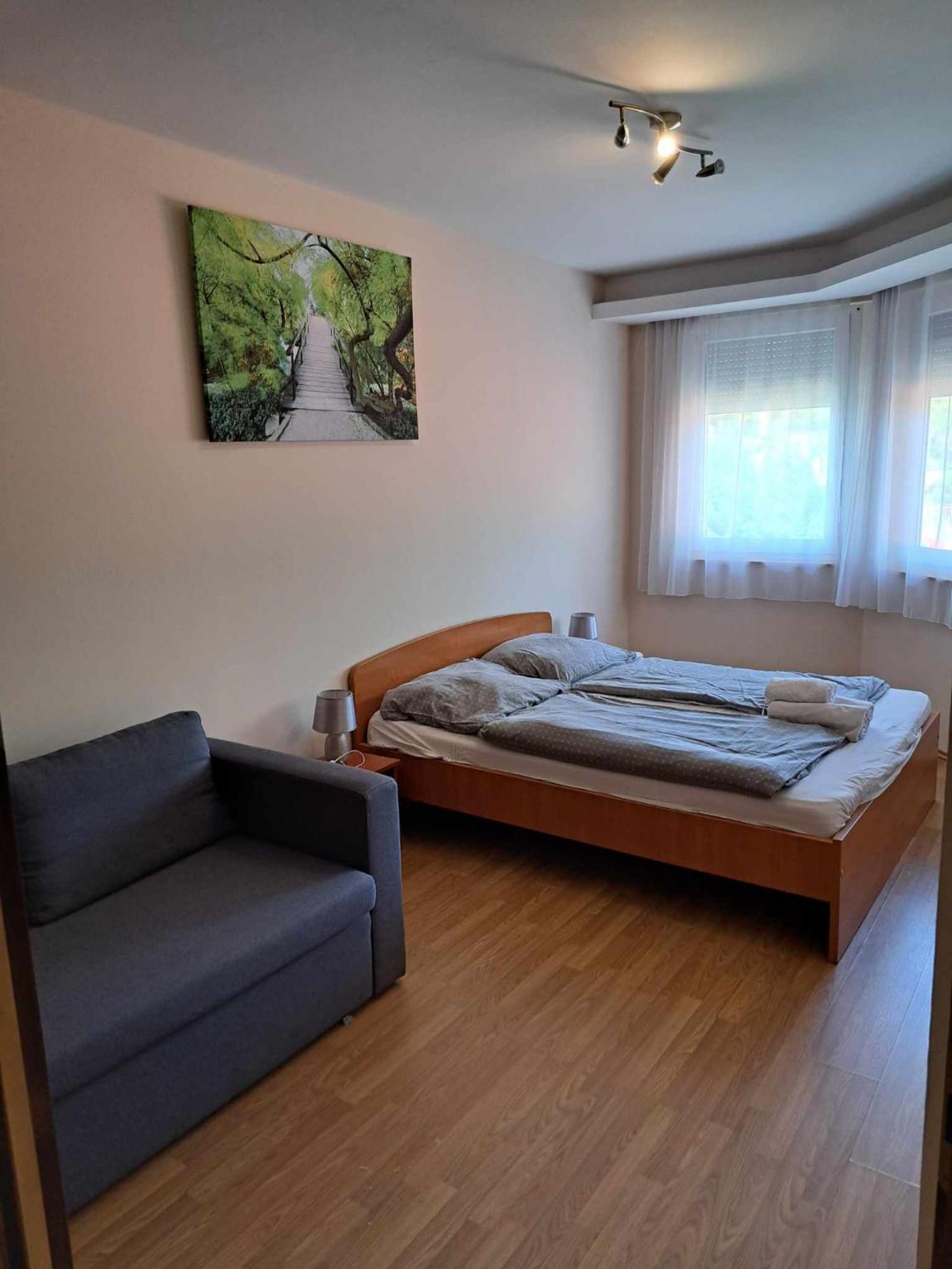 Happy Sun Medences Apartman Сиофок Екстериор снимка