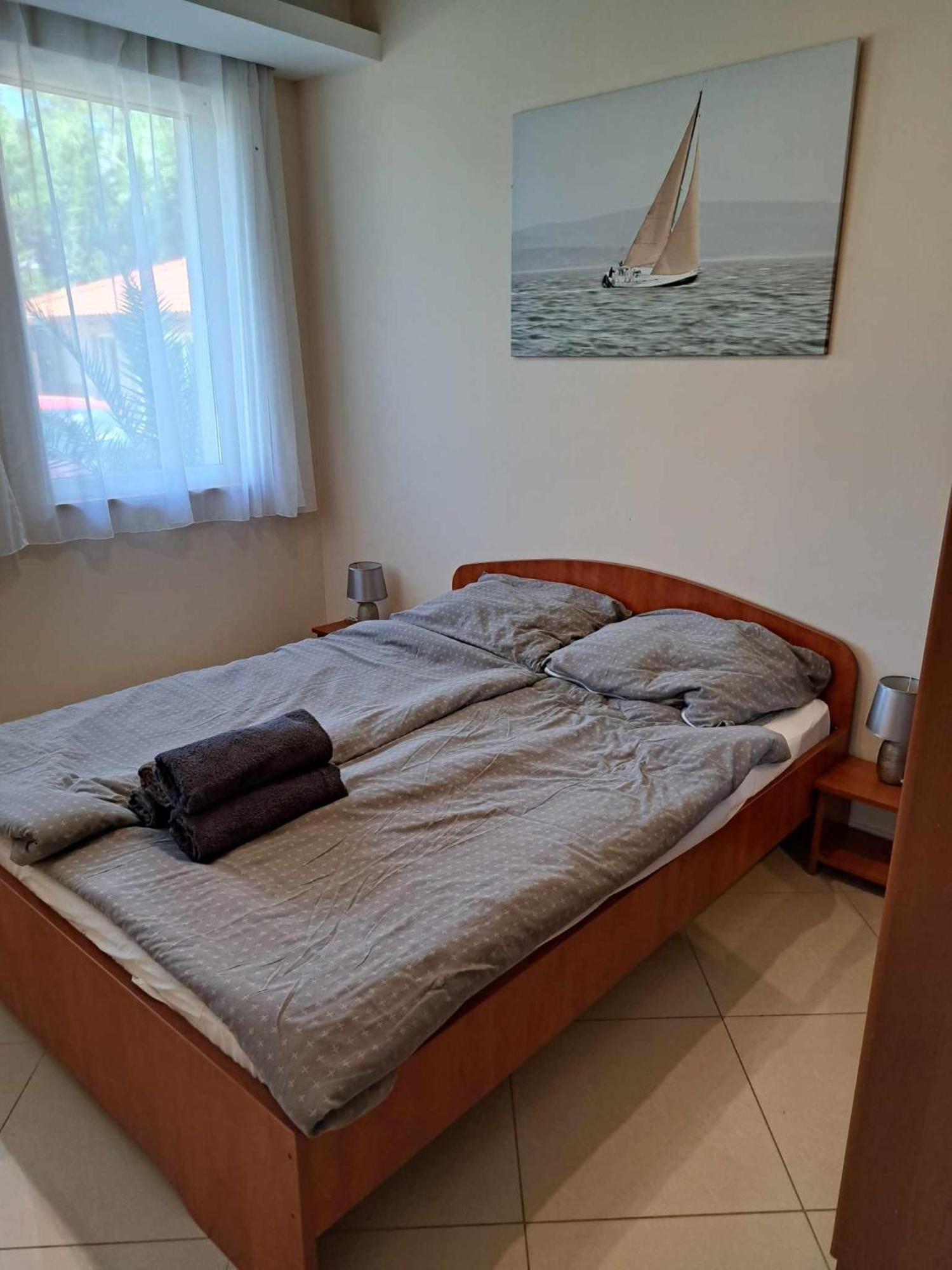 Happy Sun Medences Apartman Сиофок Екстериор снимка