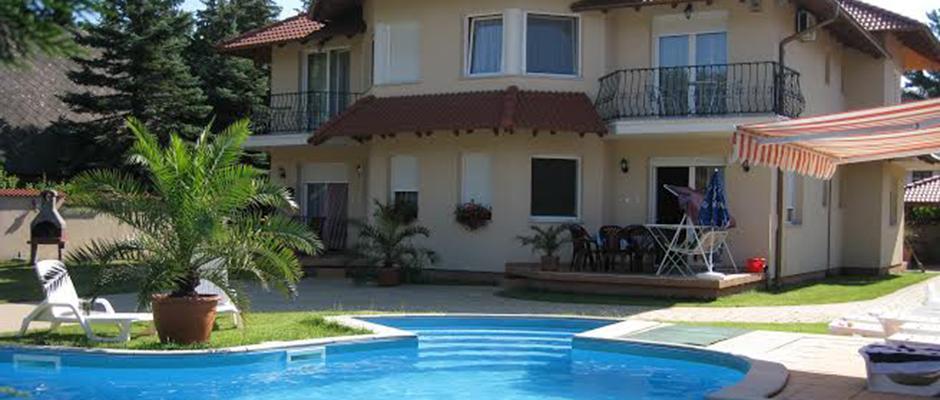 Happy Sun Medences Apartman Сиофок Екстериор снимка