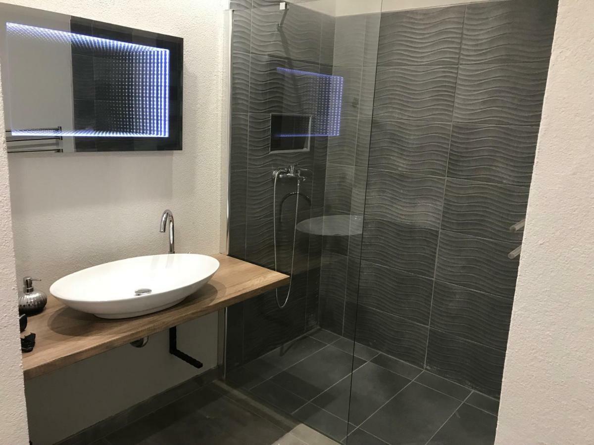 Happy Sun Medences Apartman Сиофок Екстериор снимка