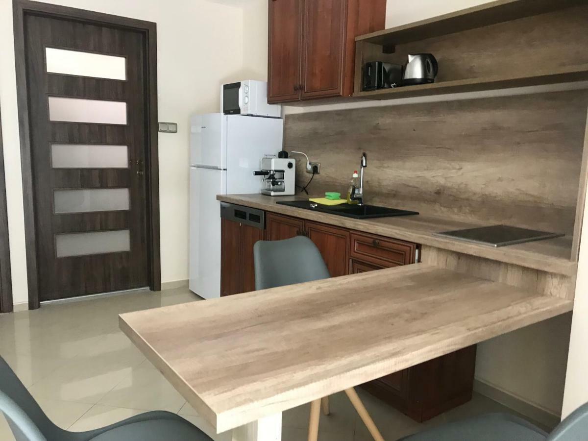 Happy Sun Medences Apartman Сиофок Екстериор снимка