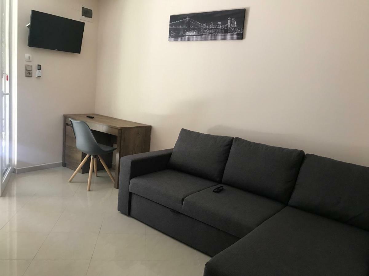 Happy Sun Medences Apartman Сиофок Екстериор снимка